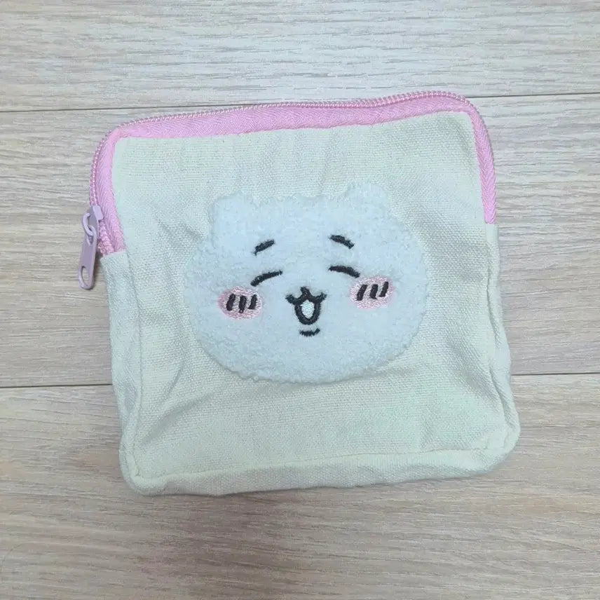 [BUNJANG] Cheekawaii White Pouch / 먼작귀 치이카와 화이트 파우치