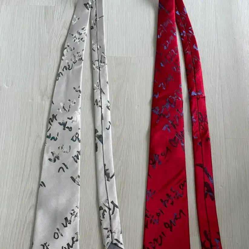 [BUNJANG] Lee Sang Bong Paris Silk Tie 2-Piece Set (Red/Silver) / (미착용) 이상봉 파리스 실크 넥타이 2종 세트 (레드/실버)