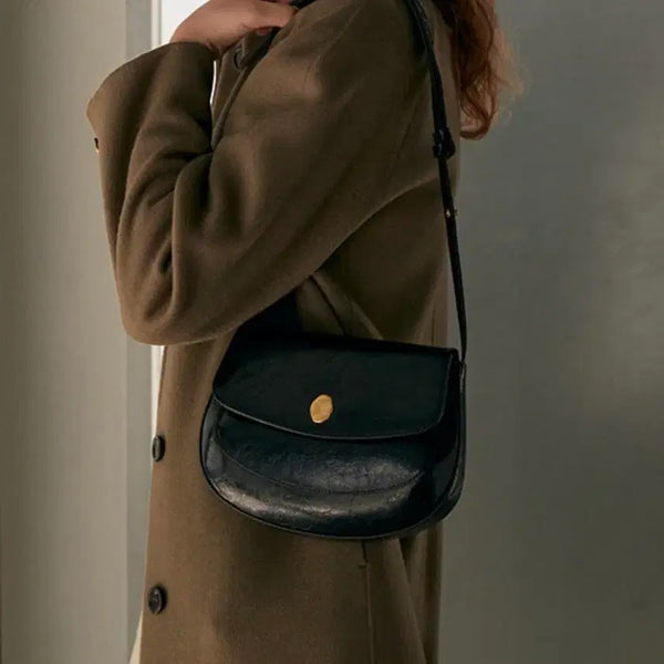 [BUNJANG] Ostkaka Cadell Saddle Shoulder Bag Black / [17만원대 / 단종 / 5회 실착] 오스트카카 카델 새들 숄더백 블랙 (미니 아님)