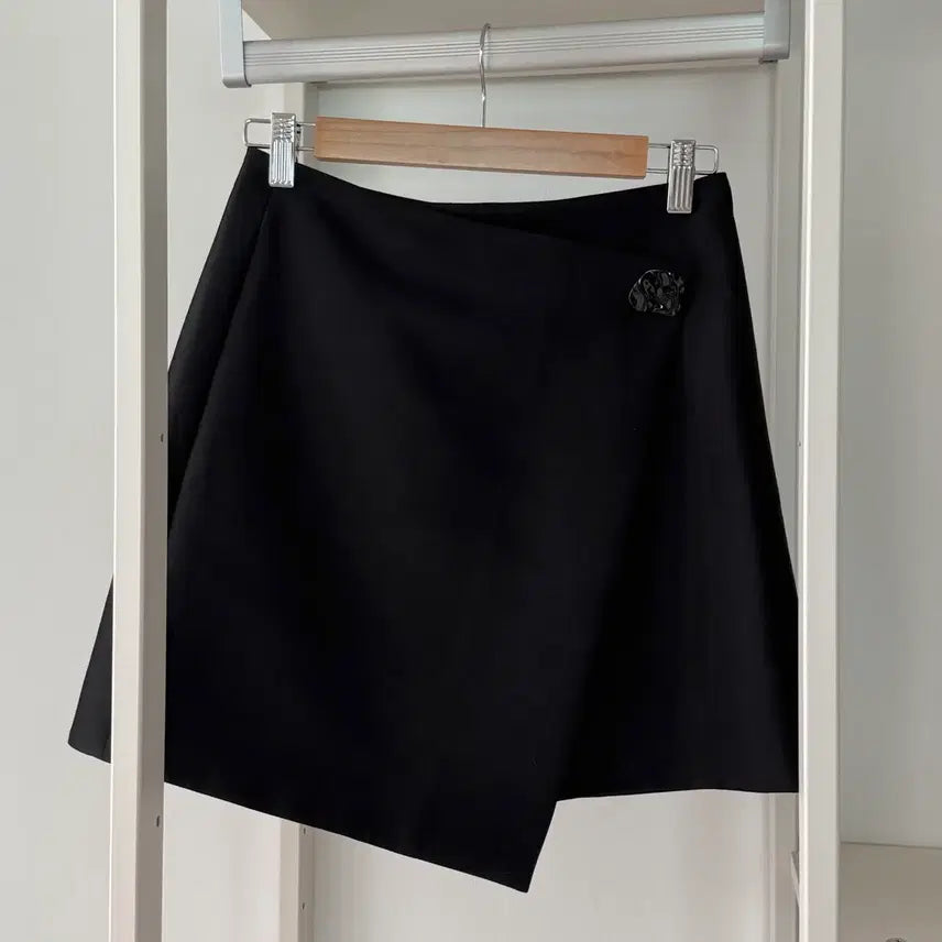 [BUNJANG] COS Wool Blend Black Skirt / [새제품] 코스 cos 울블랜드 블랙 스커트