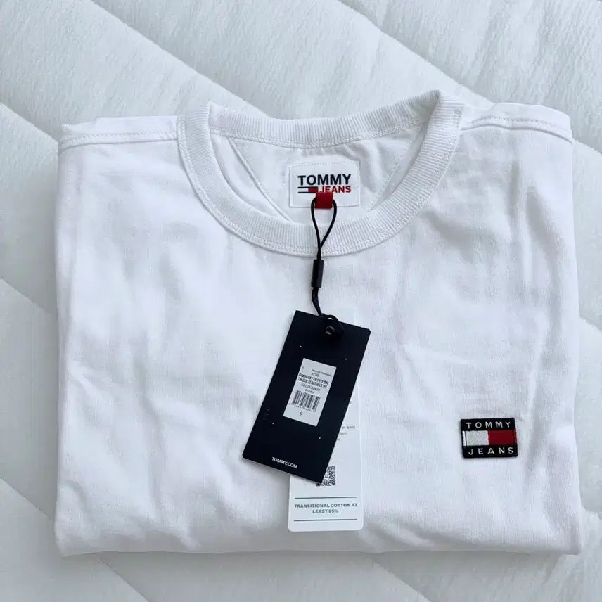 [BUNJANG] Tommy Jeans White Long Sleeve T-Shirt (100% Cotton) / (텍있는 새상품) 타미진 긴팔 티셔츠(100% 코튼)