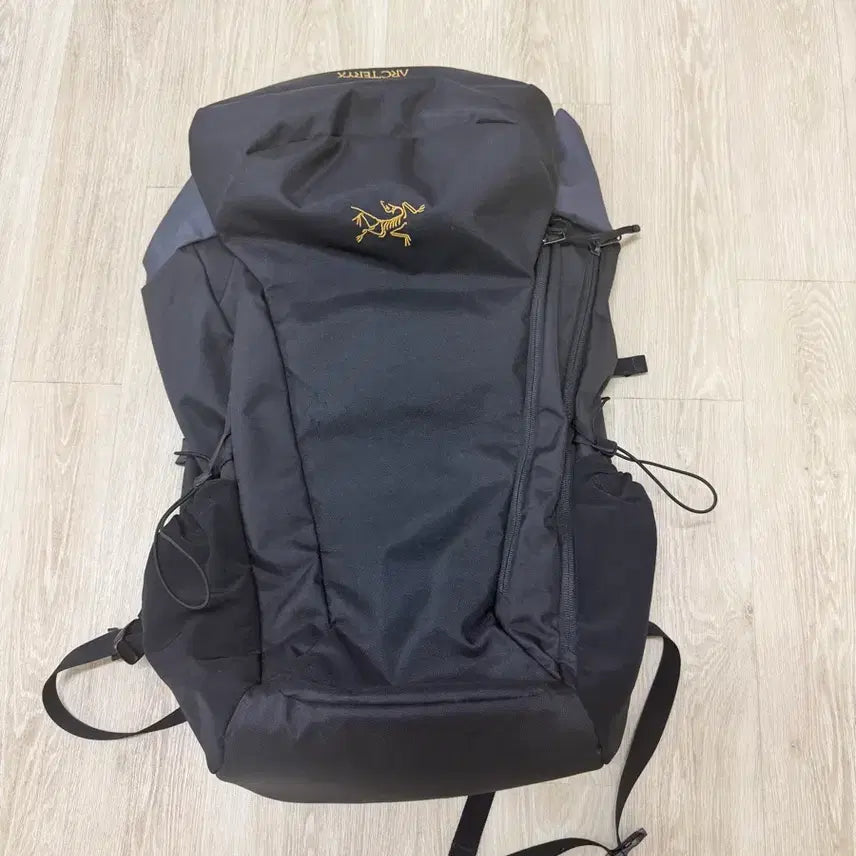 [BUNJANG] Arc'teryx Mantis 30 Backpack Black / 아크테릭스 맨티스 30 백팩 블랙