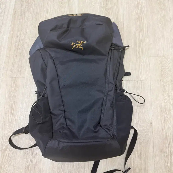 [BUNJANG] Arc'teryx Mantis 30 Backpack Black / 아크테릭스 맨티스 30 백팩 블랙