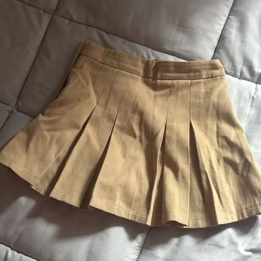 [BUNJANG] Beige Pleated Mini Skirt / 베이지색 플리츠 미니스커트