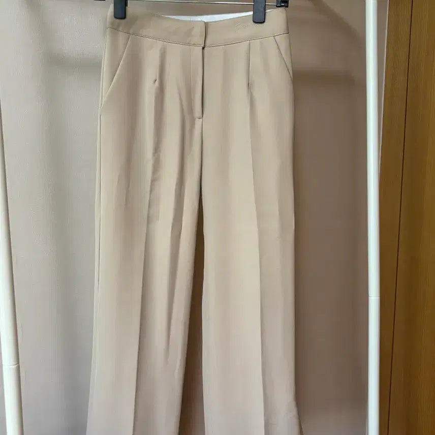 [BUNJANG] manavis7 Beige Slacks / 새제품) manavis7 슬랙스 (베이지)