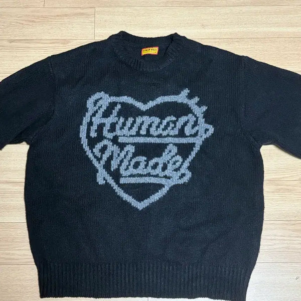 [BUNJANG] Human Made Heart Logo Knit Black M / 휴먼메이드 하트 로고 니트 블랙 M