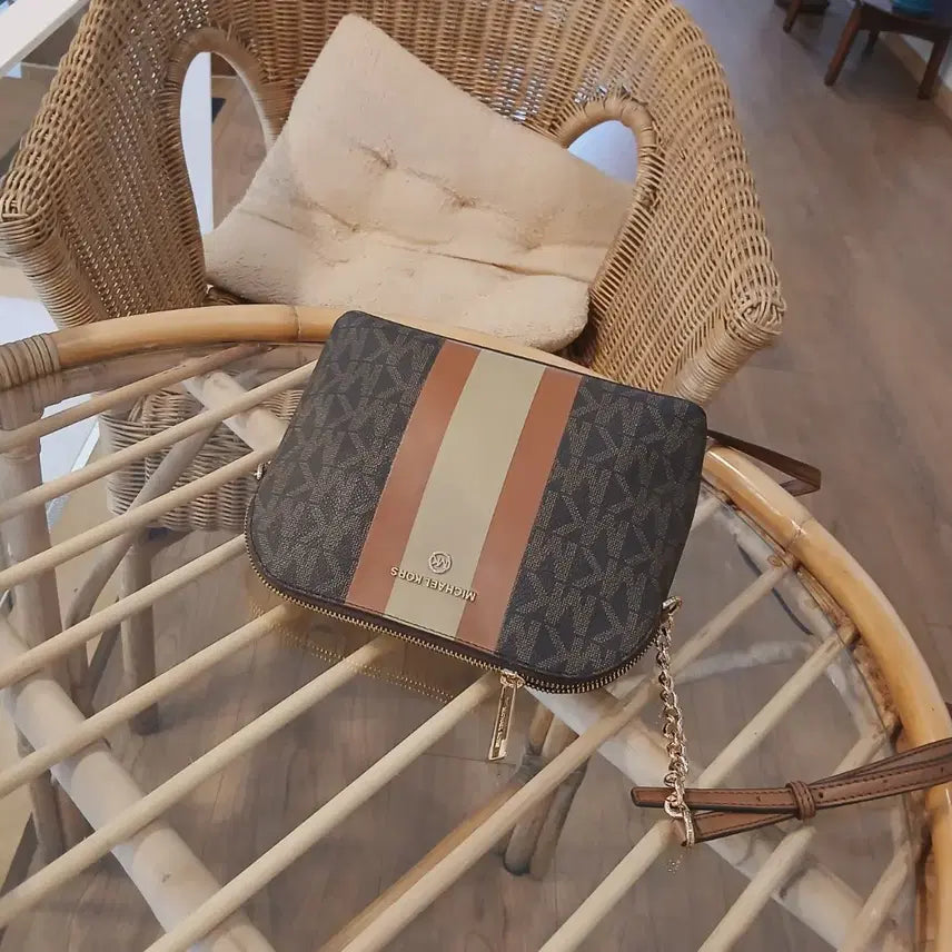 [BUNJANG] Michael Kors Genuine Leather Crossbody Bag / 마이클코어스 정품 크로스백