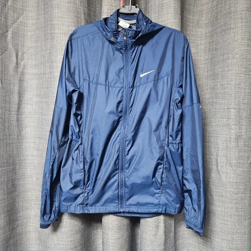[BUNJANG] Nike Windbreaker Jacket / 나이키 바람막이
