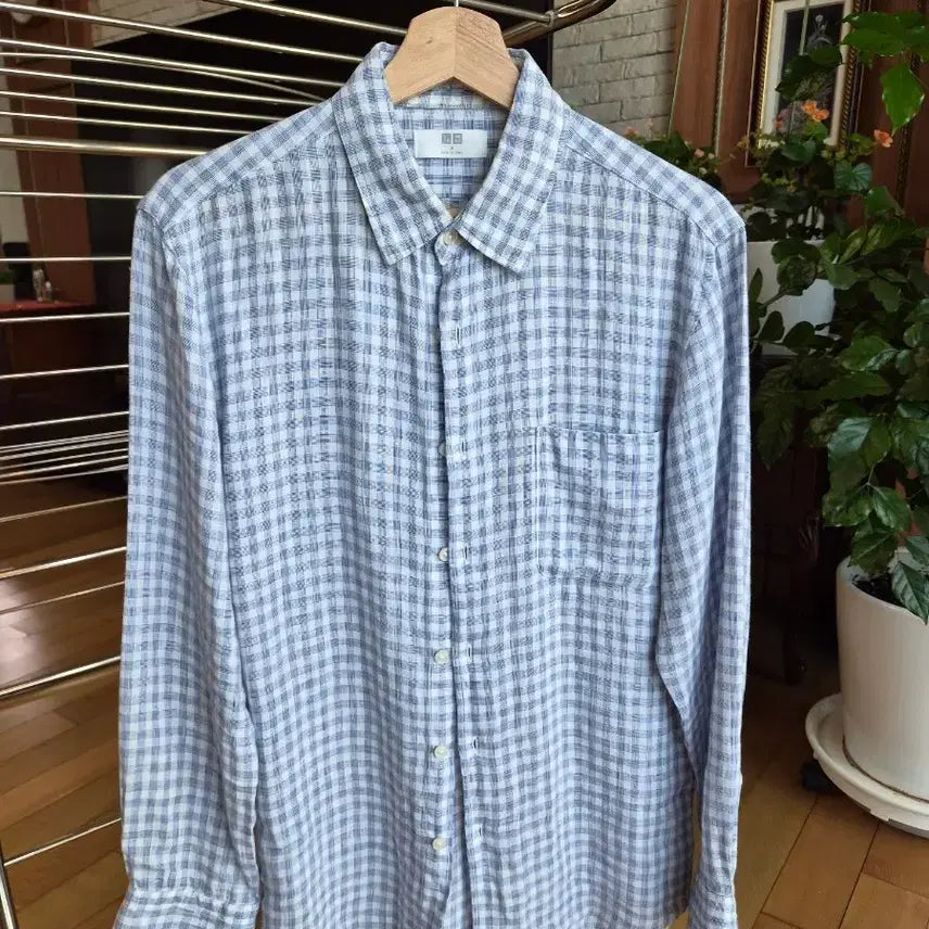 [BUNJANG] Uniqlo Premium Linen Blue Check Shirt (M) / 유니클로 프리미엄 린넨 하늘색 체크 셔츠 M(100% 마)