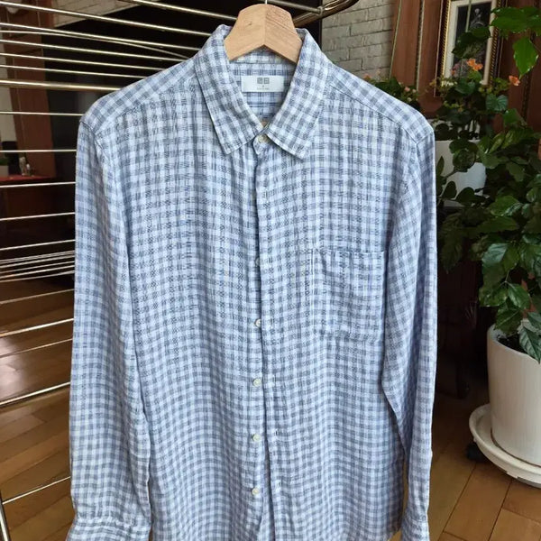 [BUNJANG] Uniqlo Premium Linen Blue Check Shirt (M) / 유니클로 프리미엄 린넨 하늘색 체크 셔츠 M(100% 마)