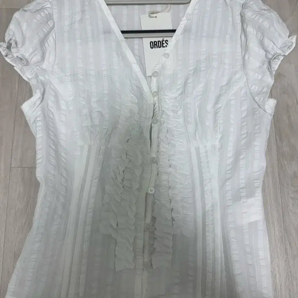 [BUNJANG] ODESS Low Edge Ruffle Blouse White Size 1 / 오데스 로우 엣지 러플 블라우스 화이트 1사이즈