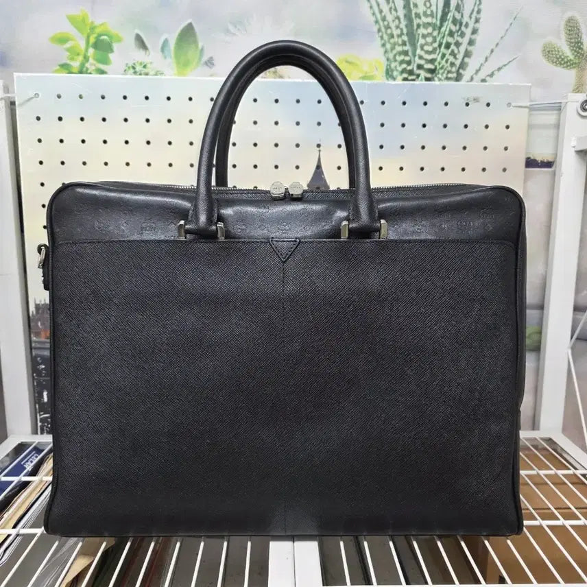 [BUNJANG] MCM Saffiano Leather Briefcase / MCM 엠씨엠 가죽 서류가방 브리프케이스 노트북가방 BF71