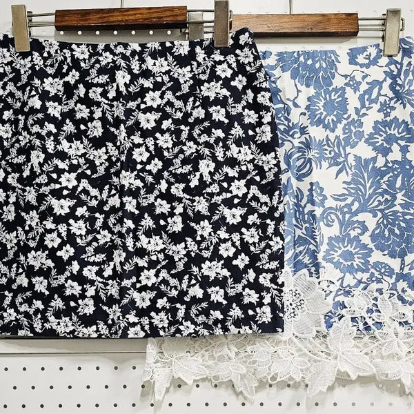 [BUNJANG] Floral Pattern Mini Skirt Set (Set of 2) / (2종일괄)플로럴 패턴 스커트 2종 세트 스판 미니스커트 레이스스커트