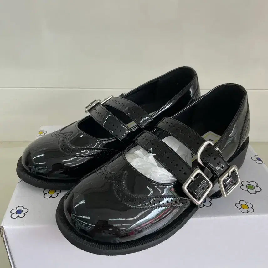 [BUNJANG] Marcok Reman Two Buckle Mary Jane Loafer 230mm / (새상품) 마크모크 리맨 투버클 메리제인 로퍼 230mm