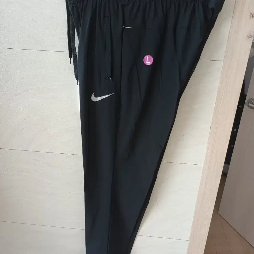 [BUNJANG] Nike Summer Cooling Functional Pants L Black / 나이키 여름용  기능성  냉감팬츠 L 새상품 블랙