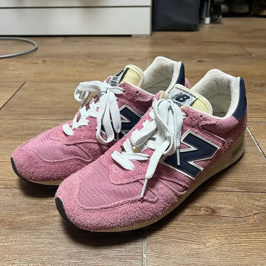 [BUNJANG] New Balance Emerendor 1300 Pink Sneakers Size 275 / 뉴발란스 에메레온도르 1300 핑크 275