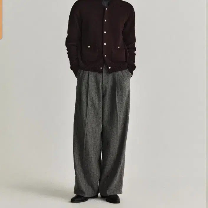 [BUNJANG] Waviness Varsity Line Cardigan Burgundy / 웨이비니스 바시티 라인 가디건 버건디