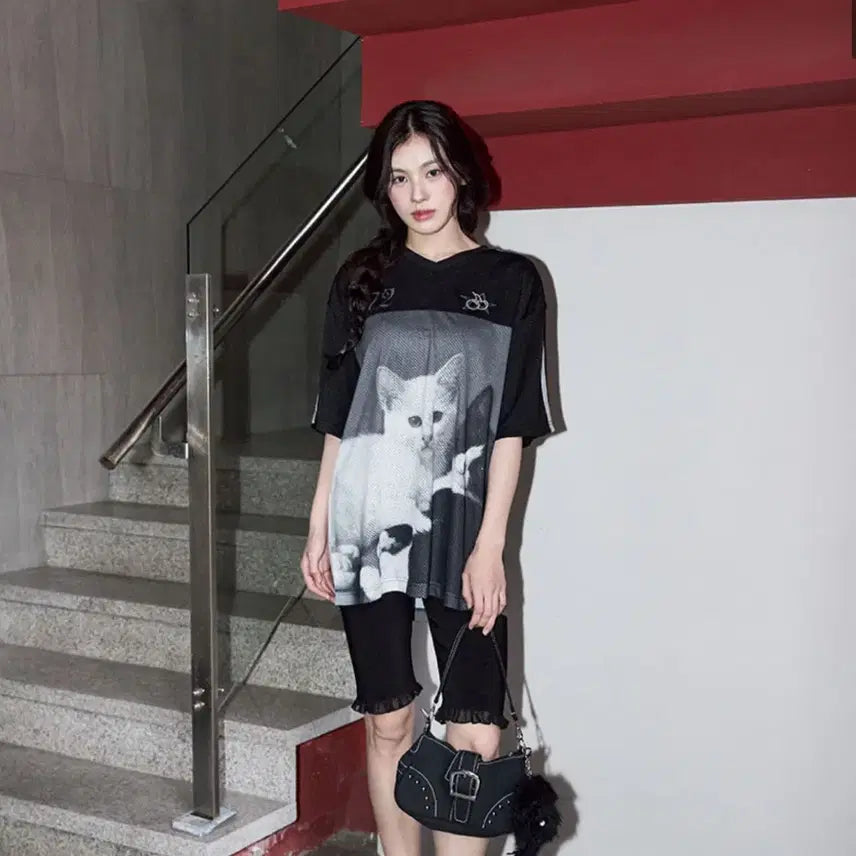 [BUNJANG] Kirsh All Over Print Loose Fit Mesh T-Shirt [Black] / 키르시 올오버 프린트 루즈핏 메쉬 티셔츠 [블랙]