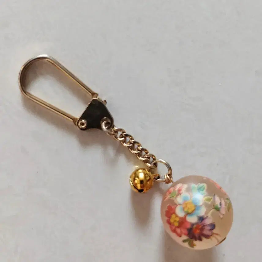 [BUNJANG] Handmade Floral Ball Charm Keychain / 꽃무늬 볼 키링