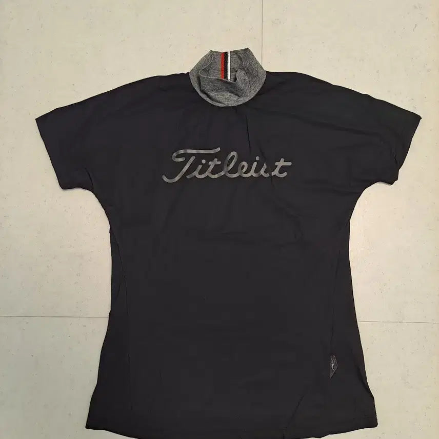 [BUNJANG] Titleist Golf Wear Black T-Shirt Size S / 타이틀리스트 골프웨어 티셔츠 블랙 S