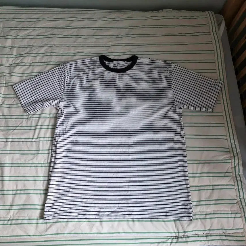[BUNJANG] Unbranded USA Cotton Multi Stripe T-Shirt White / (m)247시리즈 USA 코튼 멀티 스트라이프 티셔츠 화이트