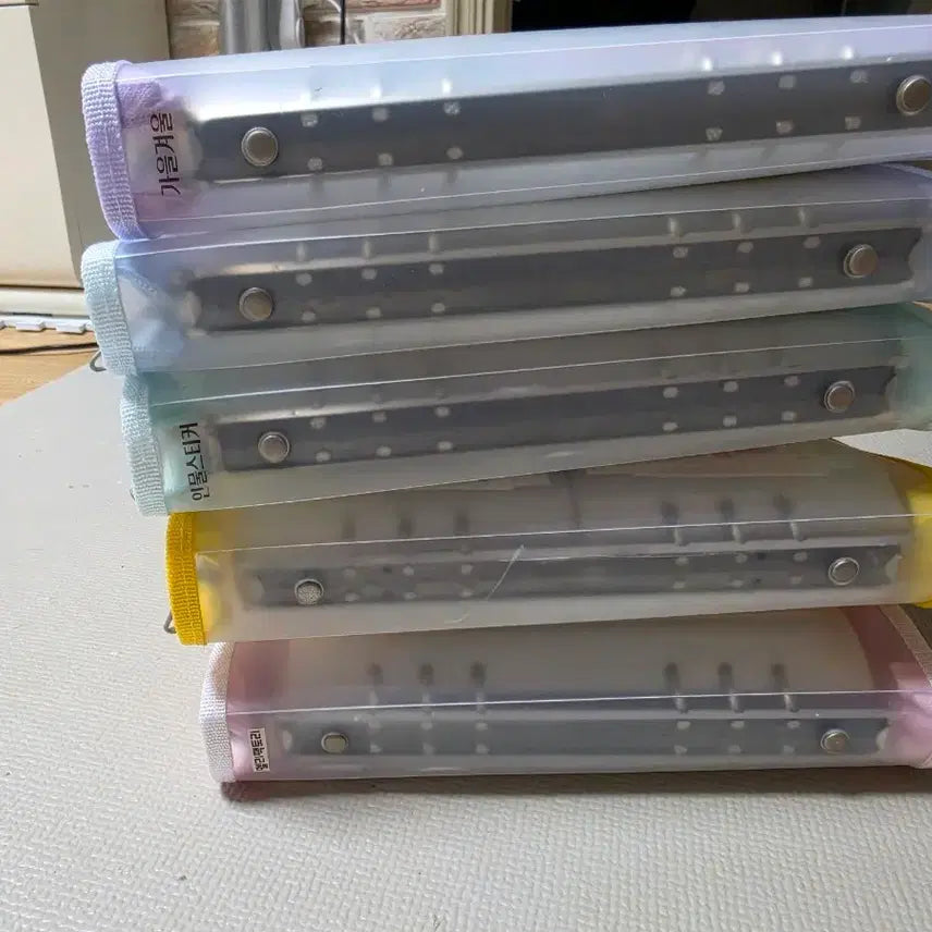 [BUNJANG] Sticker Binder Set (5 pcs) / 스티커 바인더 통으로 팝니다