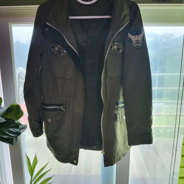 [BUNJANG] Egoist Khaki Beaded Jacket / [ 에고이스트 매력적인 카키색 비즈 자켓 ]