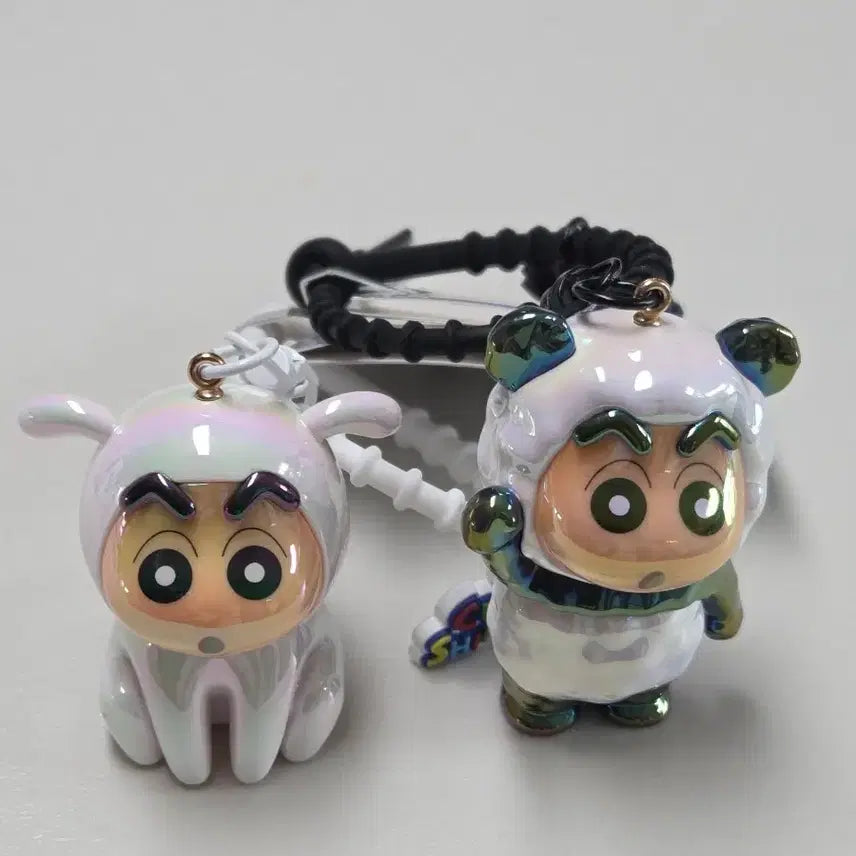 [BUNJANG] Crayon Shin-chan Glossy Figure Keyring (2 Types) / 짱구 유광 피규어 키링 2종
