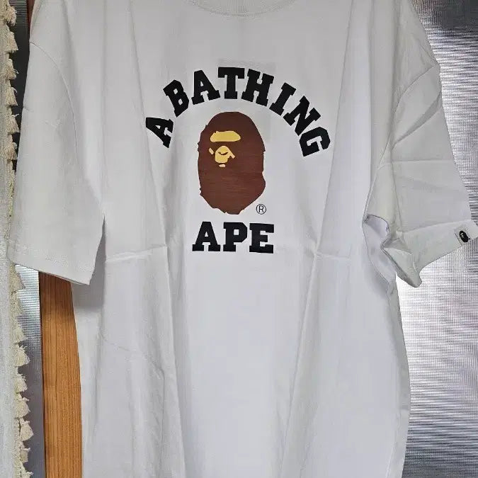 [BUNJANG] BAPE College Logo T-Shirt White XL / 베이프 컬리지 반팔 흰색