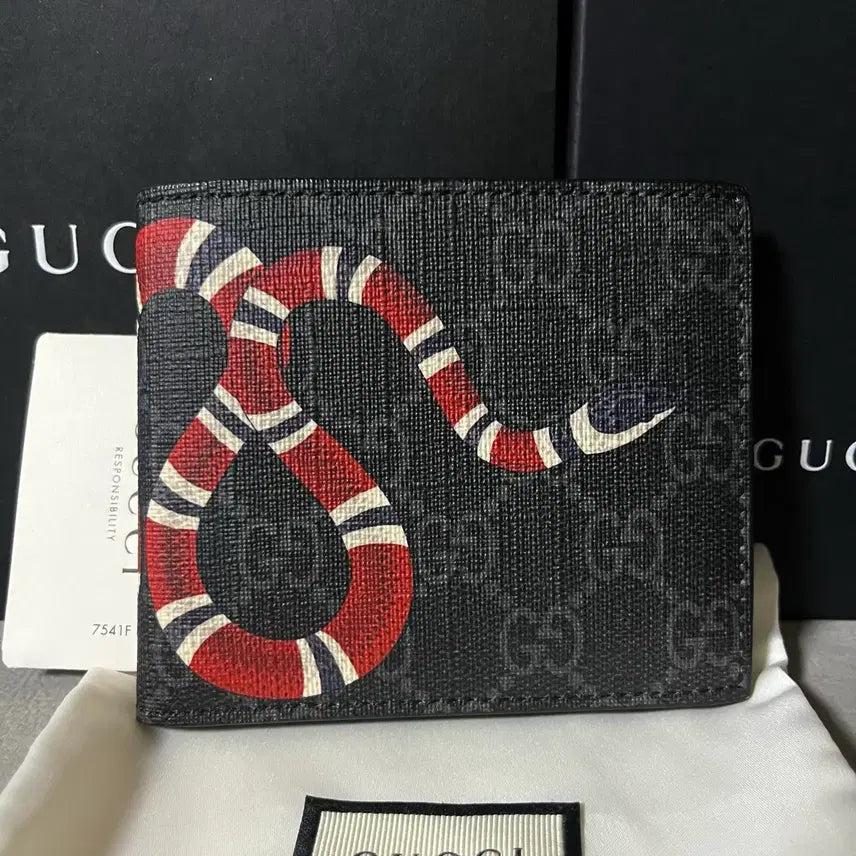 [BUNJANG] Gucci Snake Bifold Wallet / [새상품급] 구찌 스네이크 반지갑