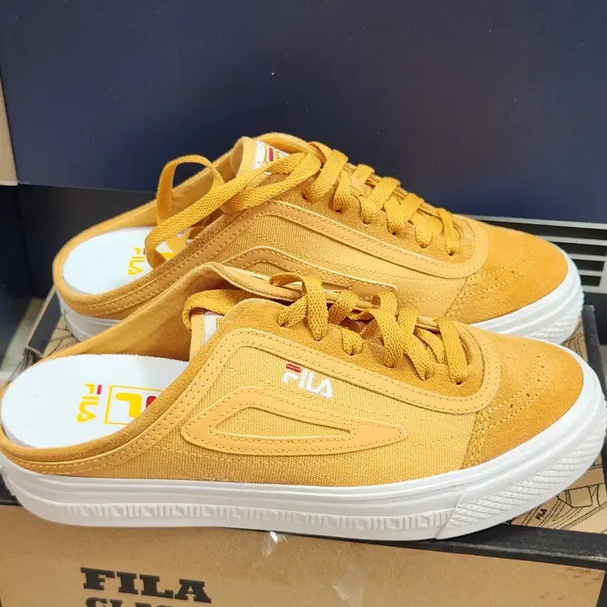 [BUNJANG] Fila Mule Sneakers Yellow Size 250 / 새상품]휠라 뮬 스니커즈 250 옐로우