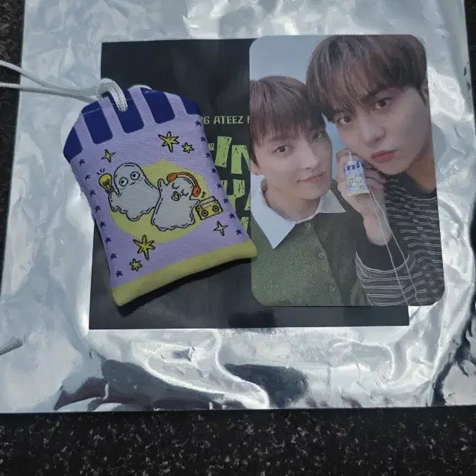 [BUNJANG] ATEEZ Fanmeeting ATEEZ ZONE Omamori Unit Photocard - Hongjoong & Jongho (Cap-makz) / ateez 에이티즈 팬미팅 에이티니존 오마모리 유닛 포카 홍중 종호 캡막즈 양도
