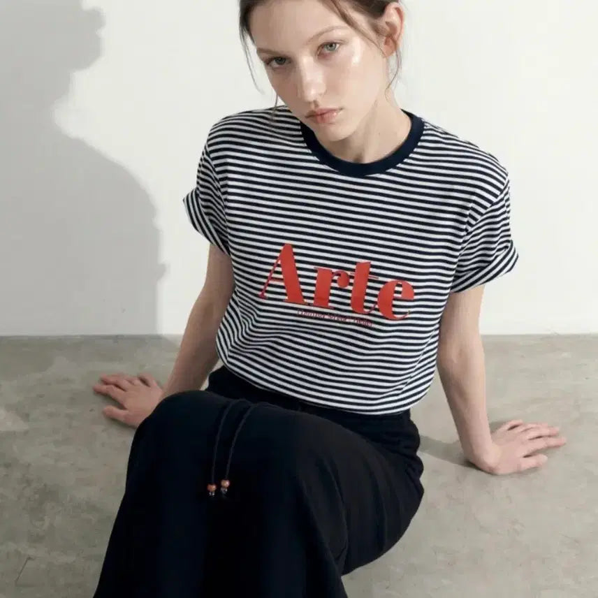 [BUNJANG] Lookast Arte Logo T-Shirt Navy Stripe / 룩캐스트 아르테 로고 티셔츠 네이비 스트라이프