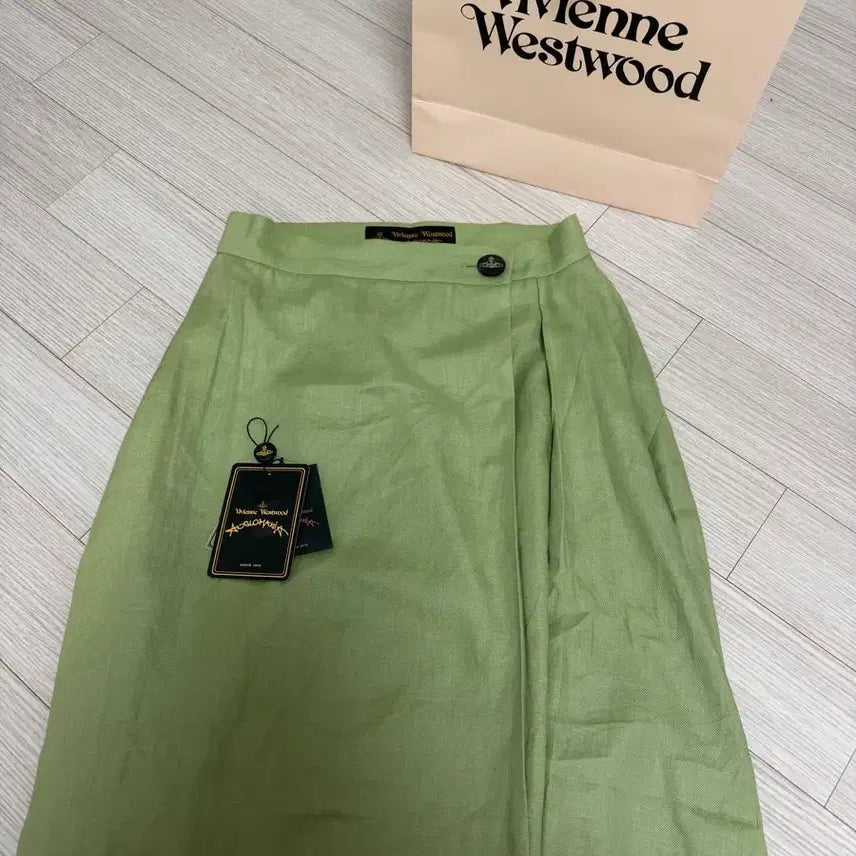 [BUNJANG] Vivienne Westwood Green Wrap Skirt / 비비안웨스트우드 그린 랩 스커트