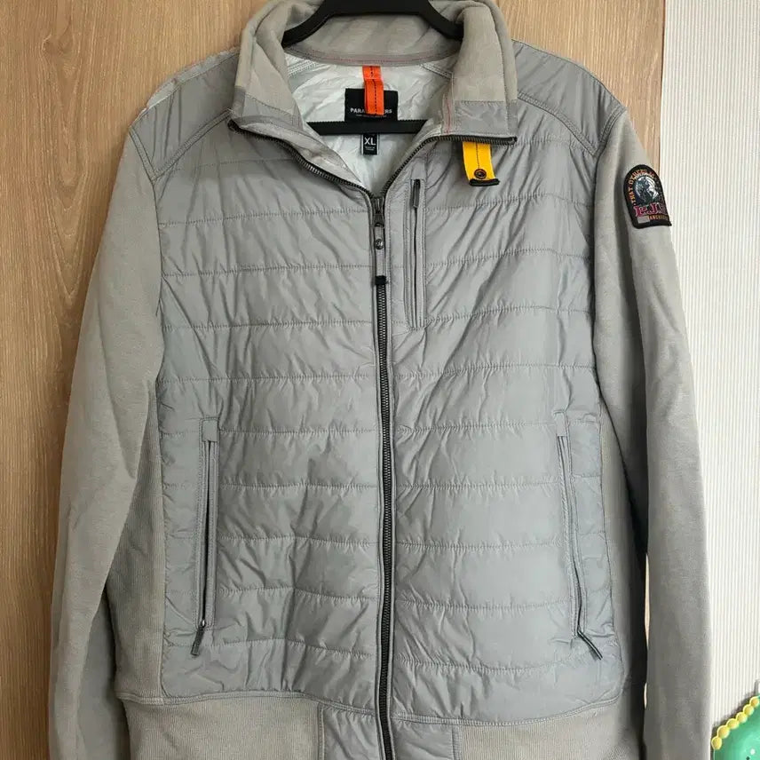 [BUNJANG] Parajumpers Knit Padded Jacket Grey XL / XL) 파라점퍼스 니트패딩 그레이 유일