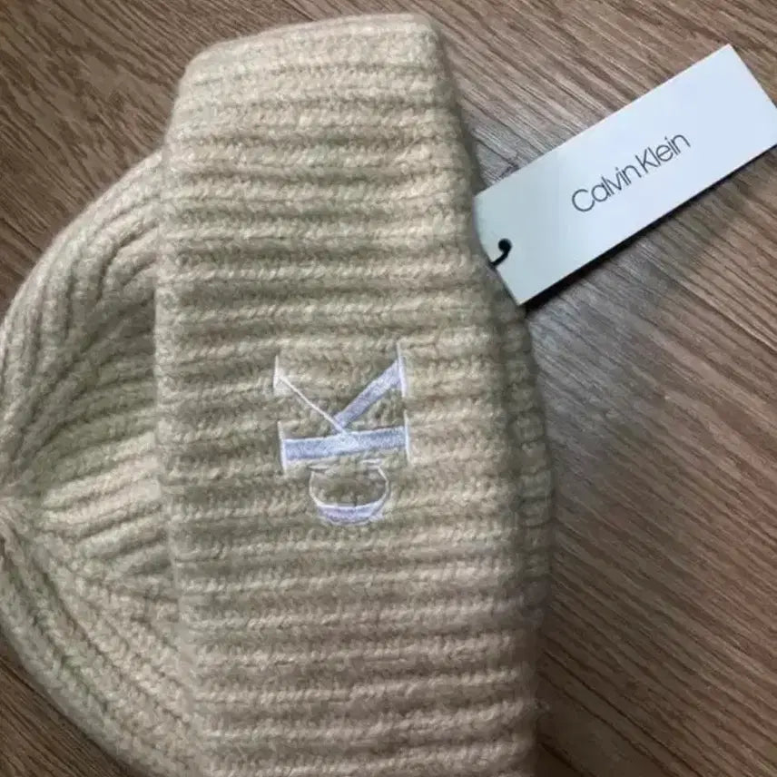 [BUNJANG] Calvin Klein Wool Beanie - Beige / 캘빈클라인 울 비니 정품 베이지