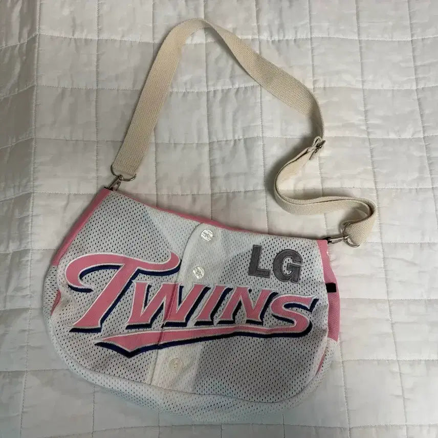 [BUNJANG] LG Twins Custom Uniform Tote Bag / 엘지트윈스 직관백 유니폼 리폼