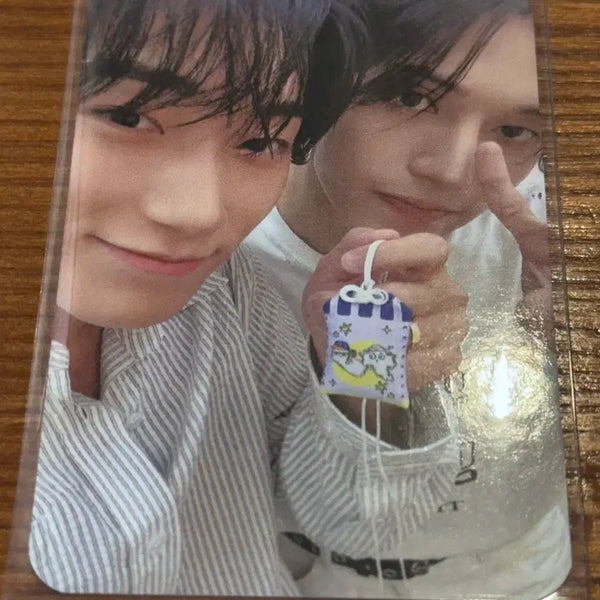 [BUNJANG] ATEEZ Fanmeeting ATINY Zone Membership MD Unit Photocard / 에이티즈 팬미팅 에이티니존 멤버십 엠디 우산 유닛 포카
