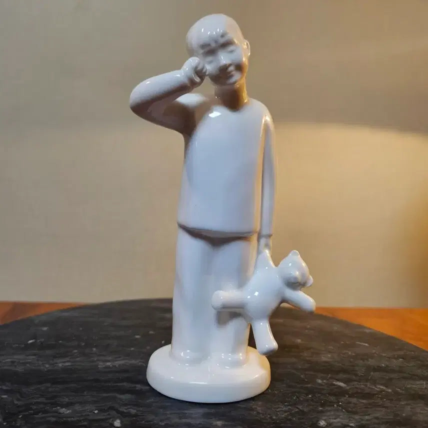 [BUNJANG] Coalport Sleepyhead Figurine (2002) / 2002년 영국산 콜포트 오브제 '잠꾸러기(Sleepyhead)' 피겨린.