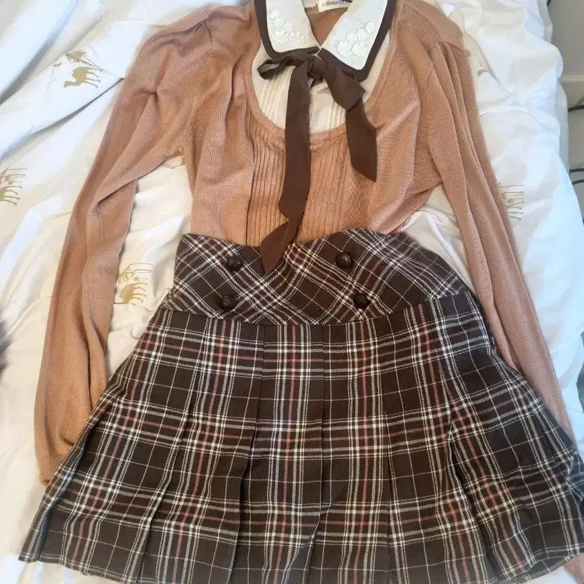 [BUNJANG] Check Pleated Skirt and Knit Top Set / 체크 플리츠 스커트, 상의 셋업