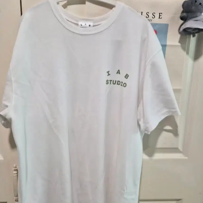 [BUNJANG] IAB Studio Short Sleeve T-Shirt White Light Green XL / IAB 스튜디오 반팔 티셔츠 화이트 라이트 그린 XL