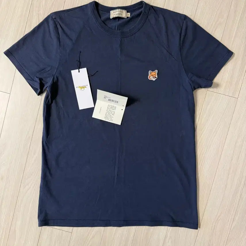 [BUNJANG] Maison Kitsuné Fox Patch Short Sleeve T-Shirt Navy / 메종키츠네 폭스 반팔티 네이비