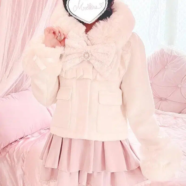[BUNJANG] MAZ Sakimaruchan Collab Short Coat White / 마즈 사키마루쨩 콜라보 숏코트 화이트 마즈리즈리사노에미디마럽양지뢰양산형지뢰계