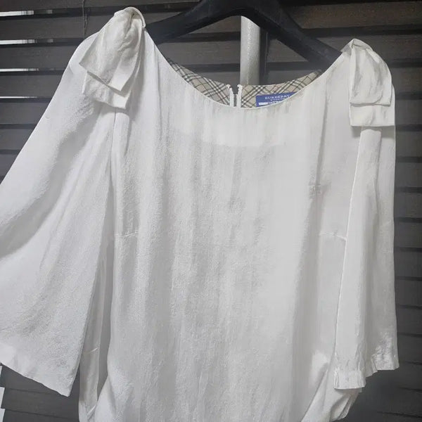 [BUNJANG] Burberry Women's White Blouse / 버버리 여성 블라우스 화이트