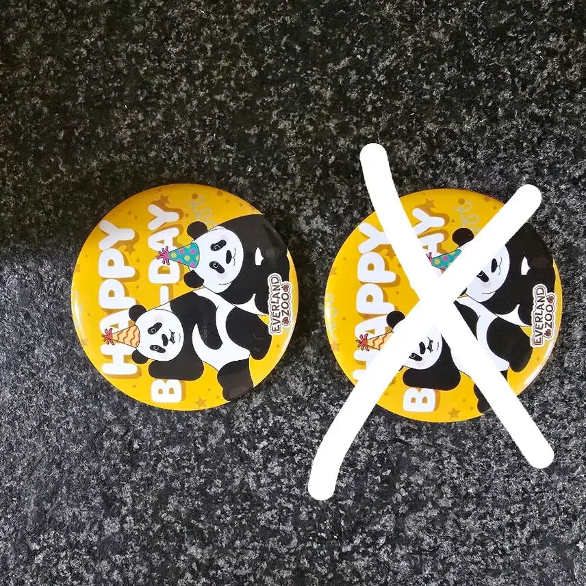 [BUNJANG] Everland Bao Family Birthday Badge / 에버랜드 바오패밀리 생일 뱃지