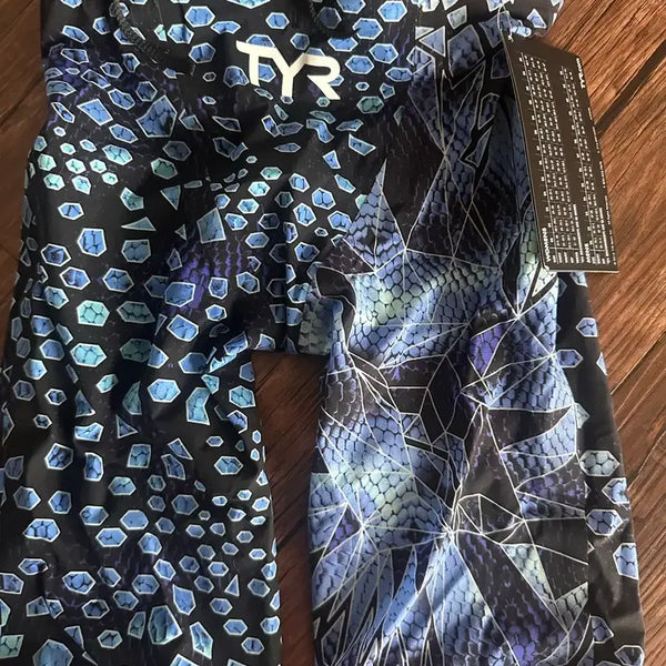 [BUNJANG] TYR Competition Swimsuit Size 27 / TYR시합수영복 팝니다 새거 미사용