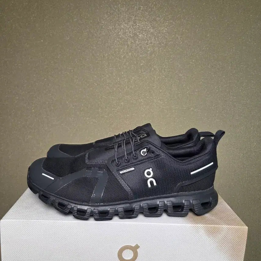 [BUNJANG] On Cloud 6 Waterproof 290mm All Black Sneakers / 온 클라우드6 워터프루프 290size