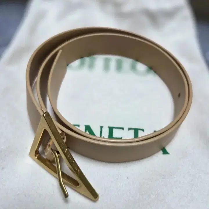 [BUNJANG] Bottega Veneta Gold Buckle Belt Beige / [정품] 보테가베네타 금장 버클 벨트 베이지