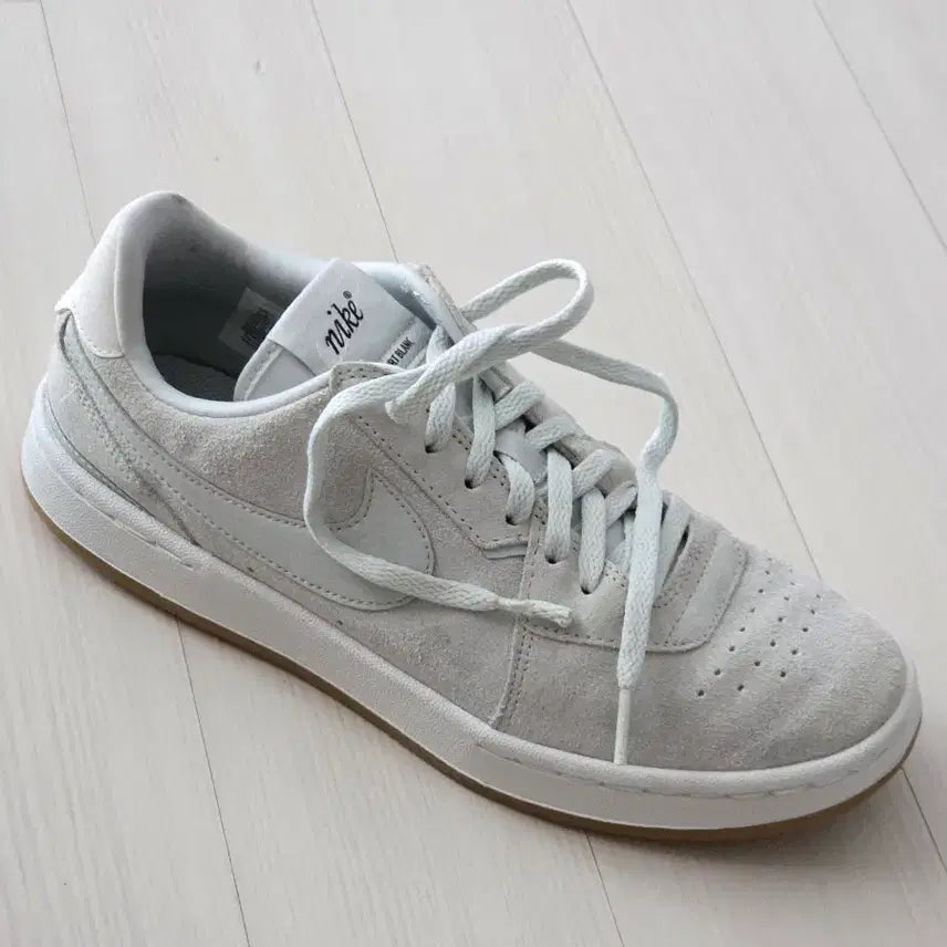 [BUNJANG] Nike Suede Sneakers Light Grey / 나이키 스웨이드 운동화 연회색