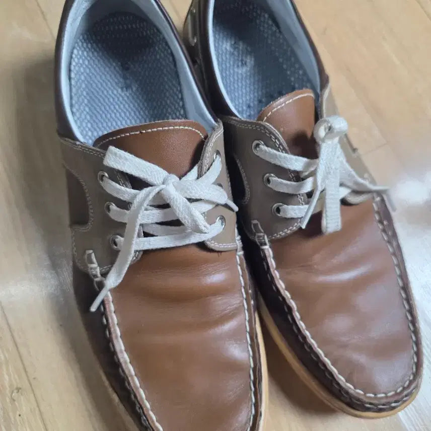 [BUNJANG] Brown Color Block Boat Shoes / 브라운 배색 보트슈즈